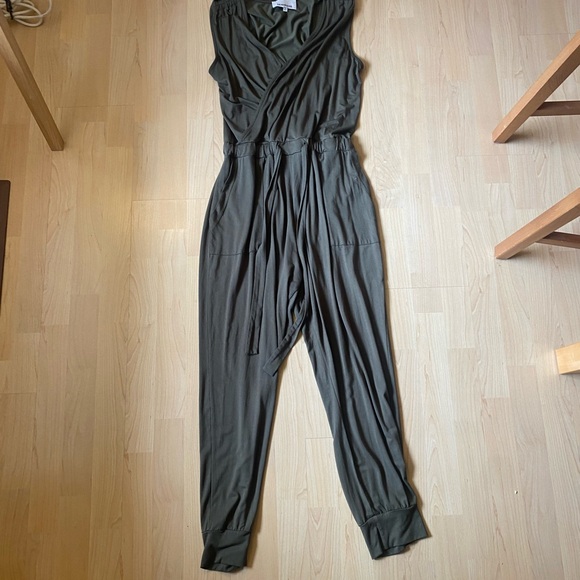 Like New Heartloom Olive Wrap Jumpsuit for Women - Picture 2 of 2